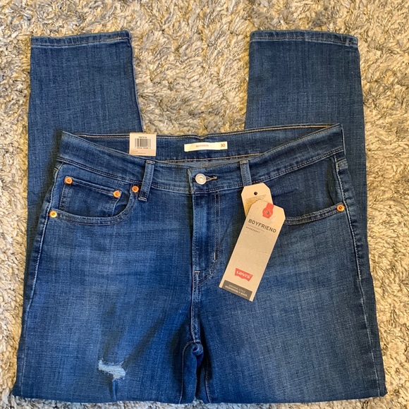Brand new Levi’s Boyfriend jeans. - Picture 2 of 5